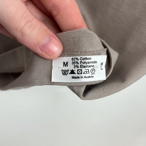 Wolford Lugano Seamless Scoop Neck Short Sleeve Fitted Stretch Neutral Tee - Med - Picture 8 of 9